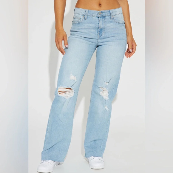 Nova 90's Stretch Ripped Straight Leg Jean - Light Wash Size 5 - Picture 2 of 3